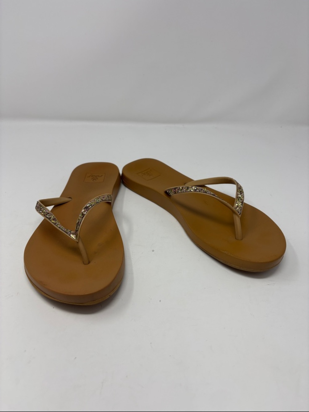 Reef | 8-9 Women's Tan Flip Flop Sandals with Gold glitter Straps